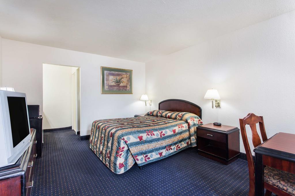 Knights Inn Virginia Beach Lynnhaven Kültér fotó